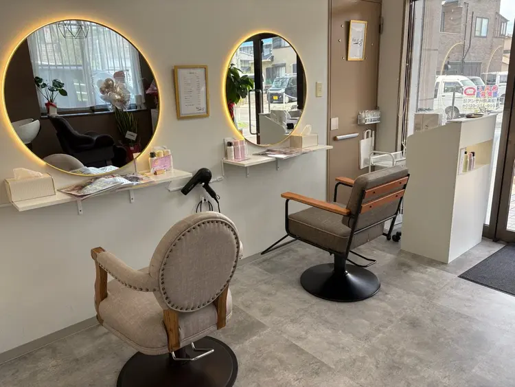 HAIR SALON Re:stの内観・外観1