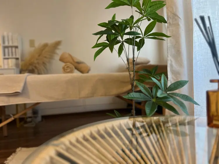 LUNAの内観・外観1