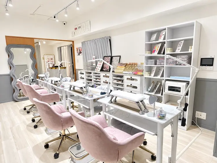 MIKA NAIL 名古屋栄店【ミカネイルサロン】の内観・外観2