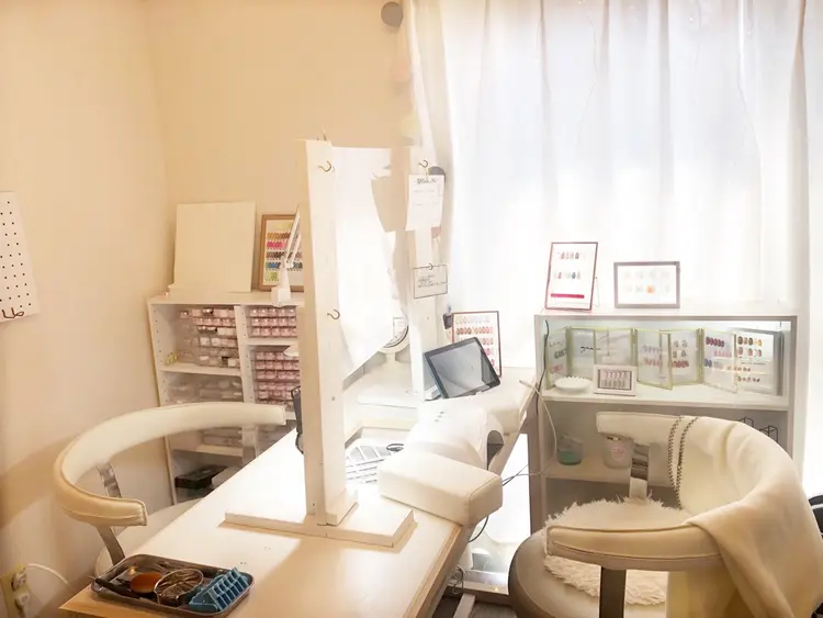 nail salon Ruuの内観・外観1