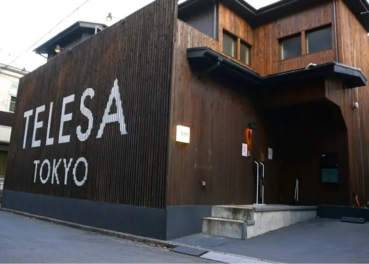 nail salon esuの内観・外観1