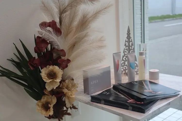 POLA THE BEAUTY御経塚店の内観・外観3