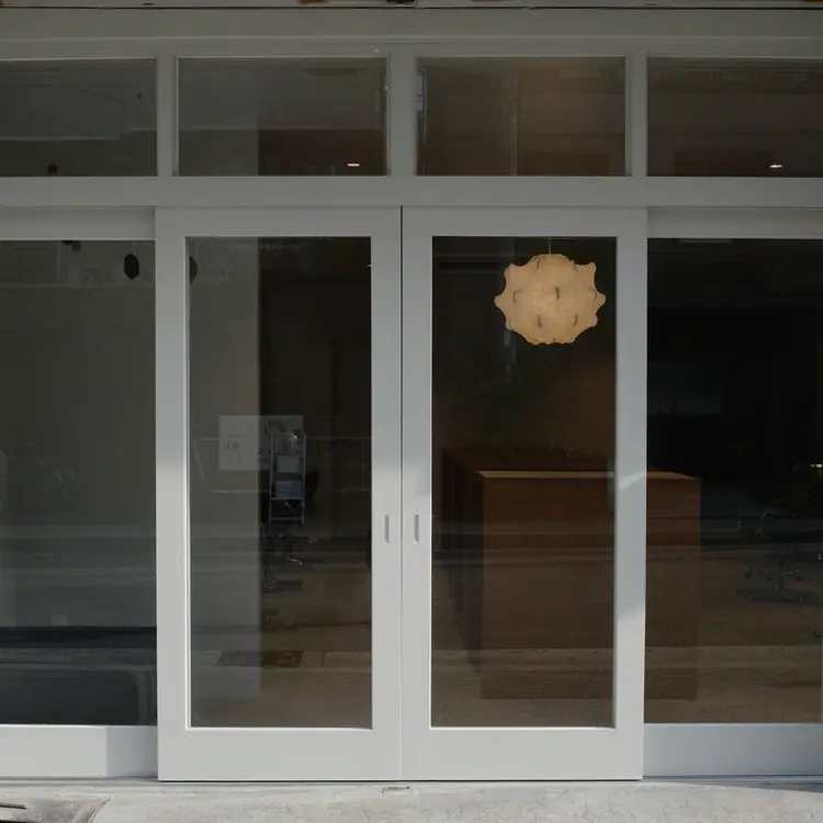 wabi 本町店の内観・外観1