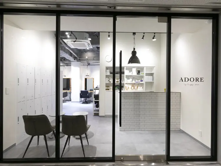 ADORE by happinessの内観・外観1