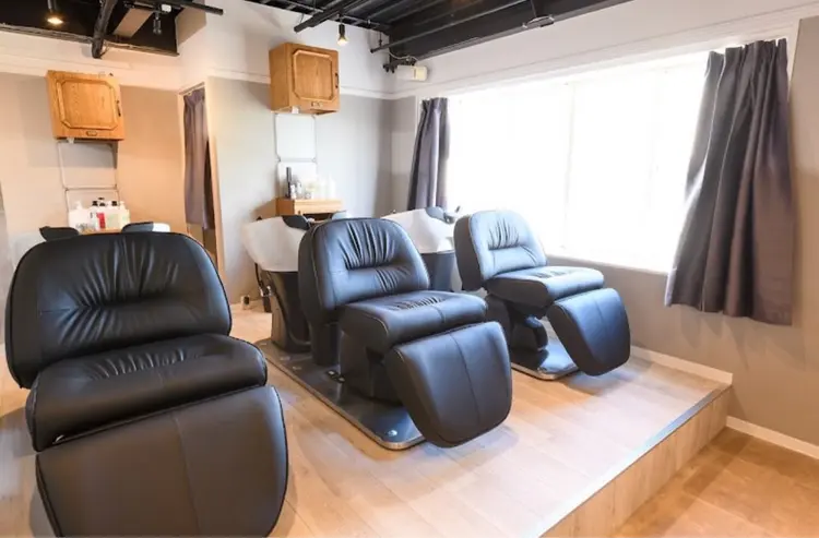 est  hair mar 横浜店の内観・外観2