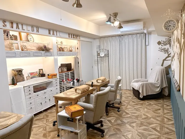SWALLONNAIL名古屋の内観・外観1