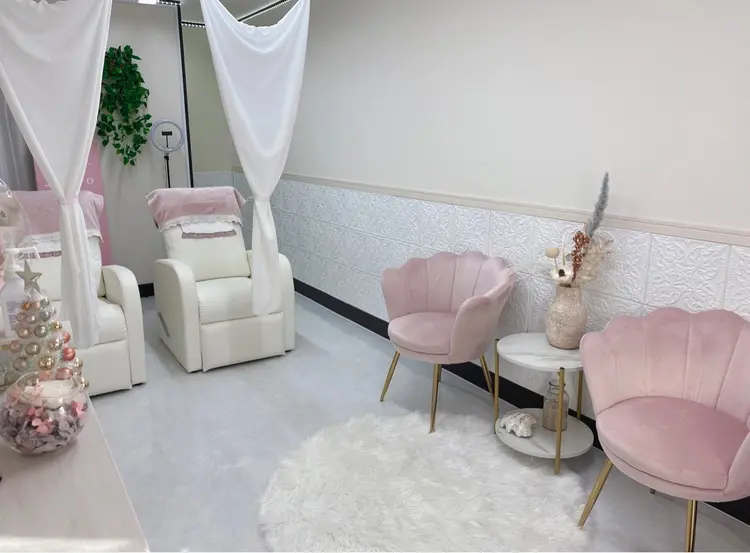 eye lash salon Álloの内観・外観1