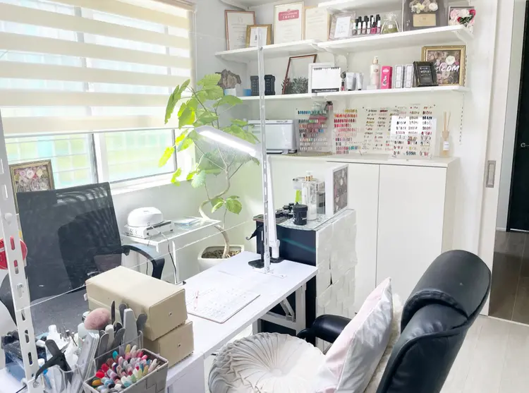 nail salon Lenoaの内観・外観1