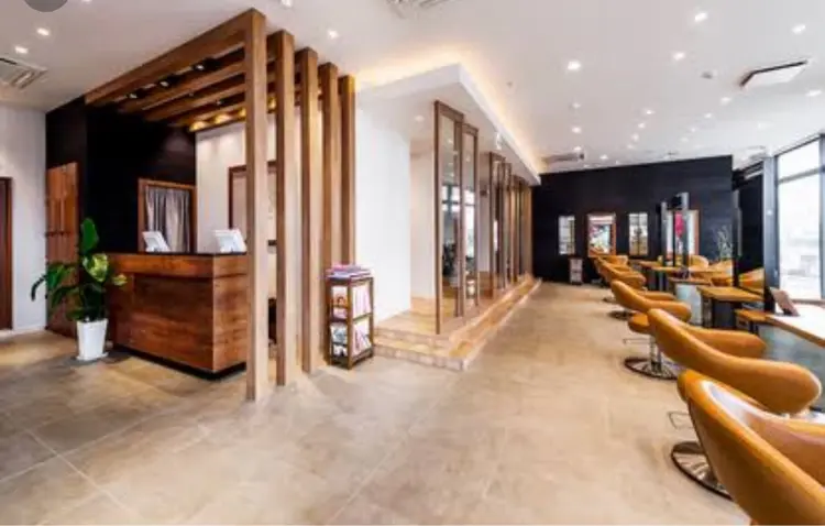 hair&make EARTH浦添店の内観・外観2