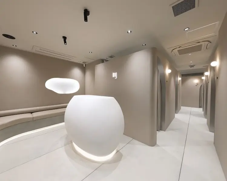 iny share salon中目黒店の内観・外観1