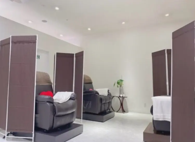 Eyelash Salon Blanc ~まつげエクステ専門美容室~トツカーナモール店の内観・外観1