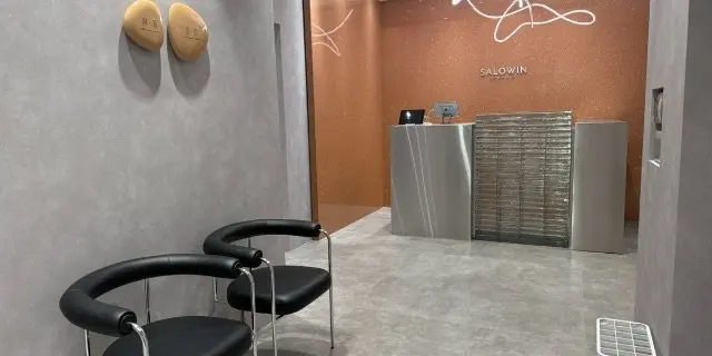 Zina 新宿 髪質改善&トリートメント&艶髪【ジーナ】の内観・外観2