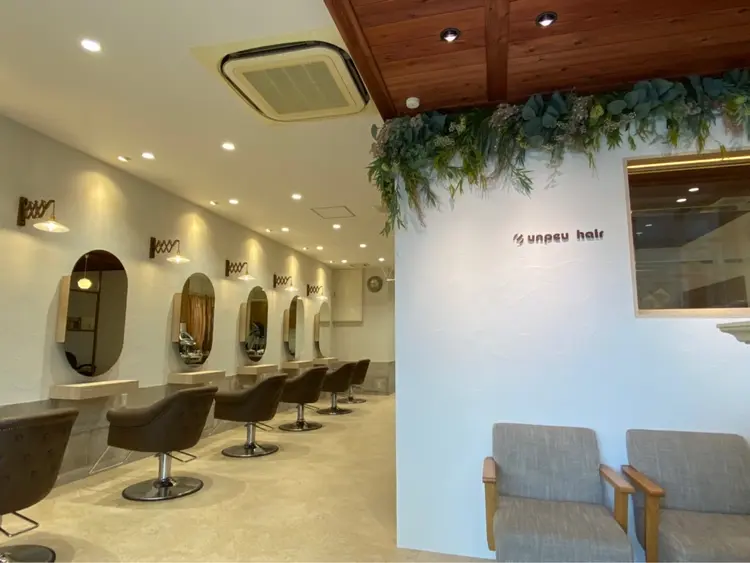 unpeuhair 六地蔵店の内観・外観1