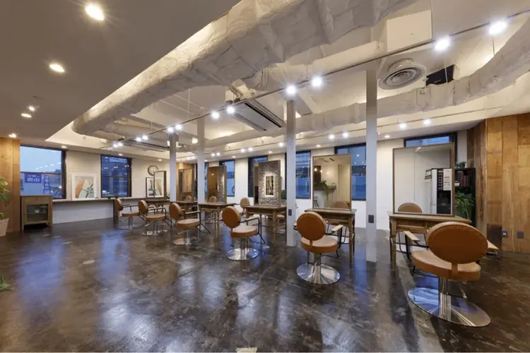 La fith hair vogue 天王寺あべの店の内観・外観1