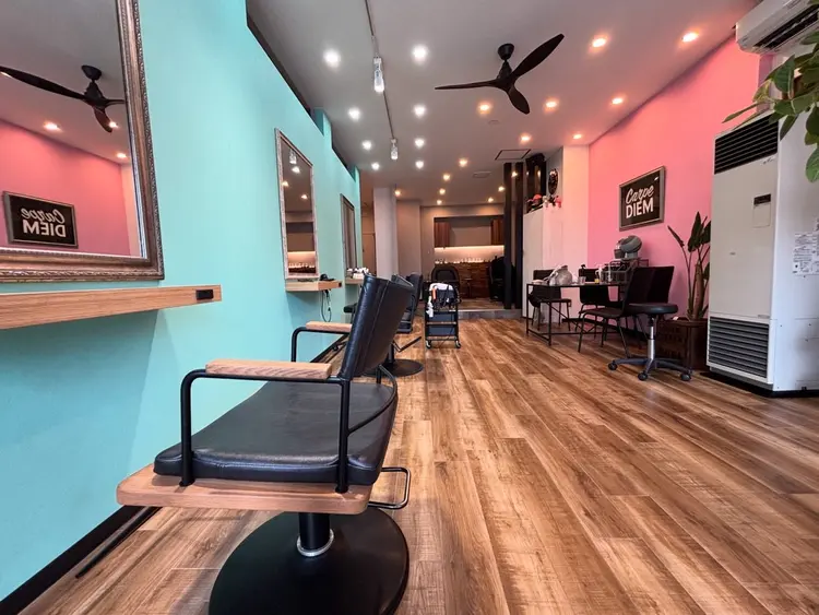 hair gallery Rupiの内観・外観1