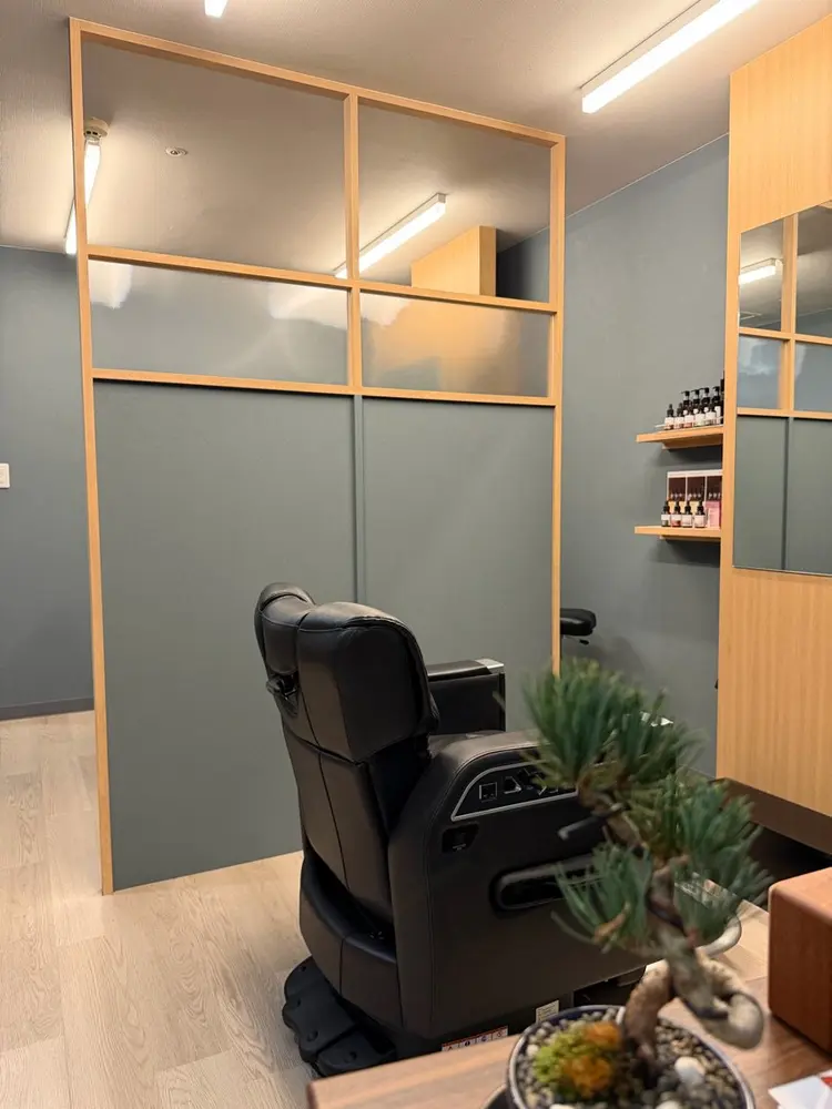 FRISEUR smile&gentlemanの内観・外観3