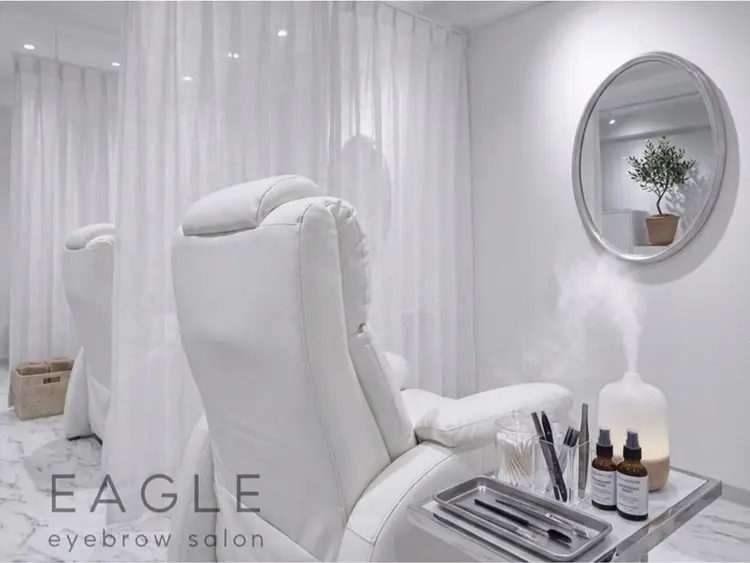 眉毛専門店 EAGLE 赤坂店の内観・外観1
