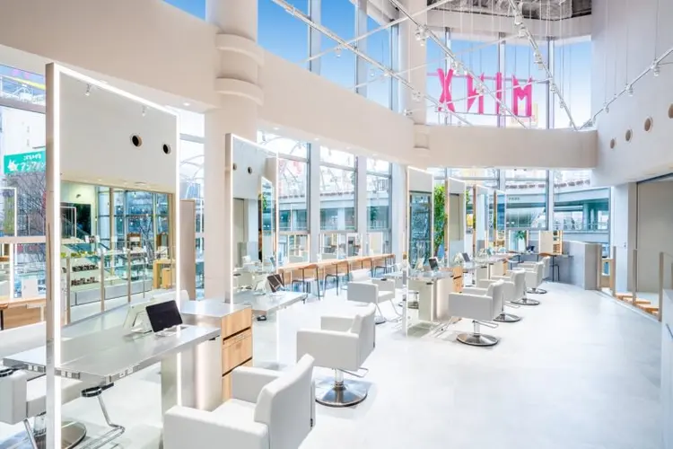 MINX shibuya smart salon 【ミンクス渋谷 スマートサロン】の内観・外観1