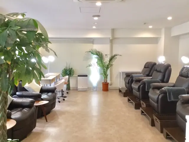 キャッツアイトーキョー　新宿店の内観・外観1