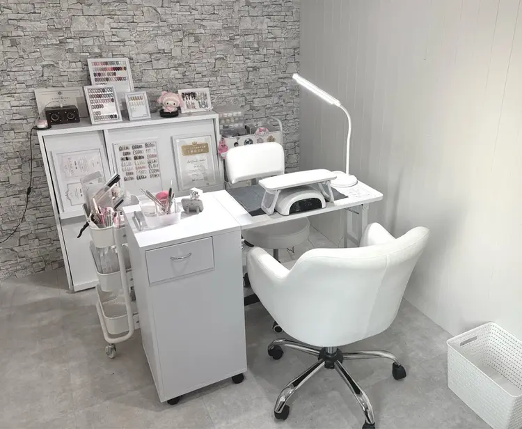 nail salon  Maiの内観・外観2