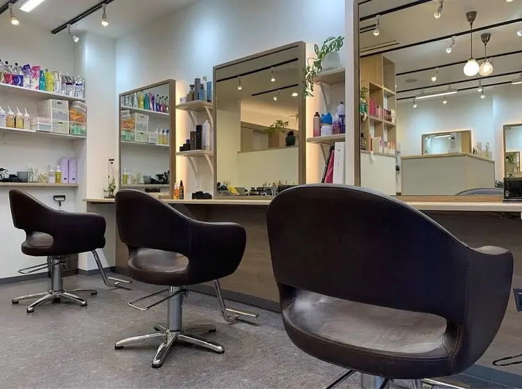 ANSA hair長岡天神店の内観・外観1