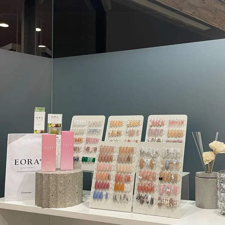 COCO  NAILの内観・外観1