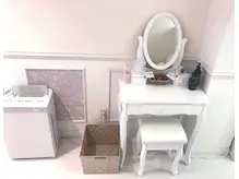 Carat Eyelash&Eyebrow　市川店の内観・外観3