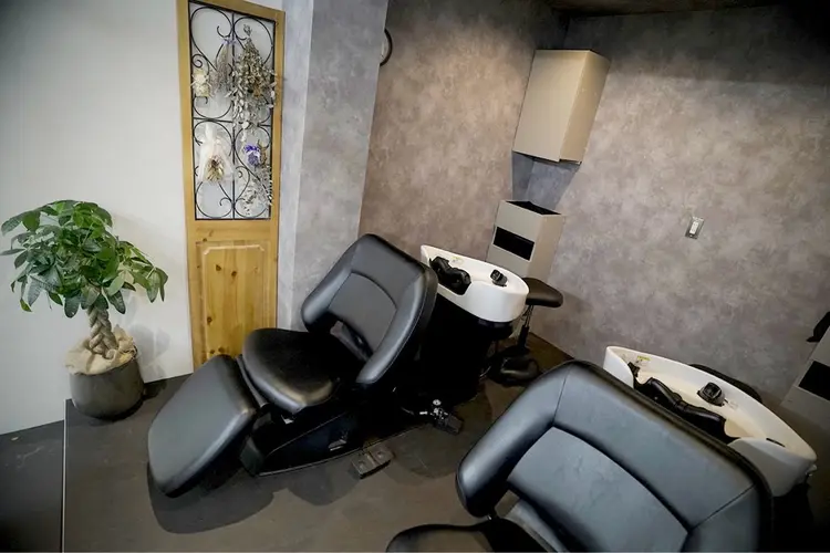 hair room HARUの内観・外観2