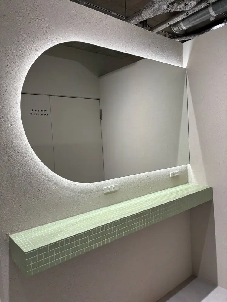 SALONVILLAGEの内観・外観2