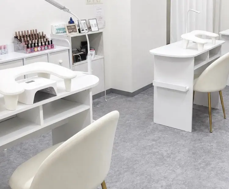 Nailsalon LUMIEREの内観・外観1