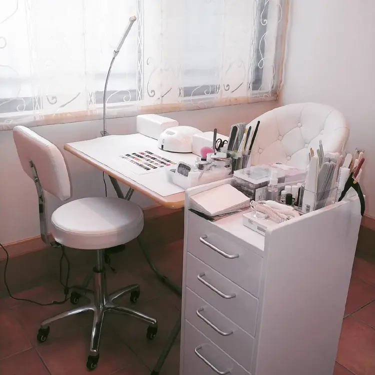 nail  Culleoの内観・外観1