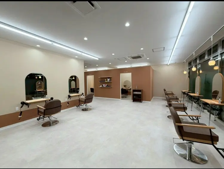 TELA HAIR千葉みなと店の内観・外観2