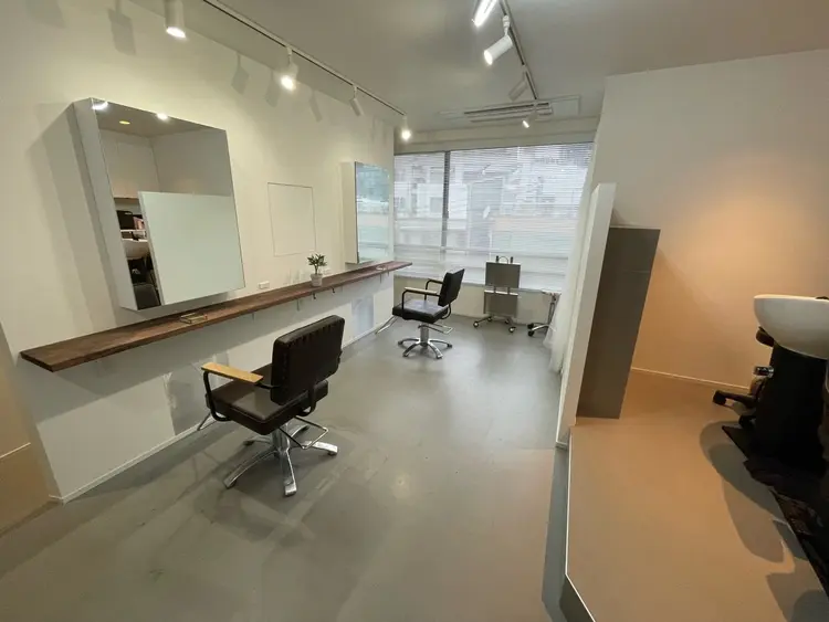 LYON hair&makeupの内観・外観2