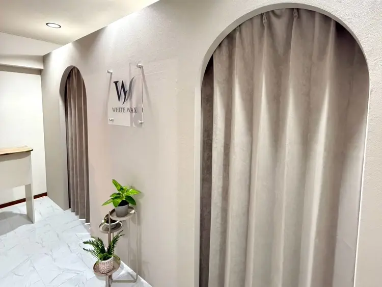 WHITE WAX浜松の内観・外観1