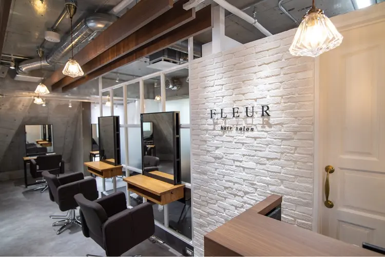 FLEUR   by little 新宿の内観・外観1