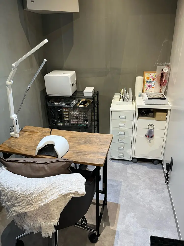 Mojyam nailの内観・外観2