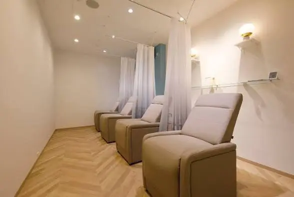 SKY nail&eyeの内観・外観2