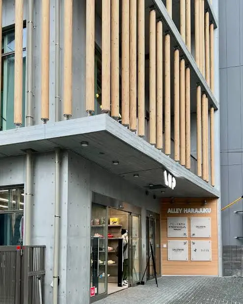 SALOWIN原宿ALLEYの内観・外観1