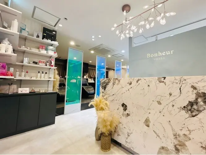 Bonheur UMEDAの内観・外観1