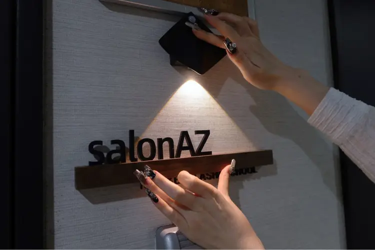 salonAZの内観・外観2