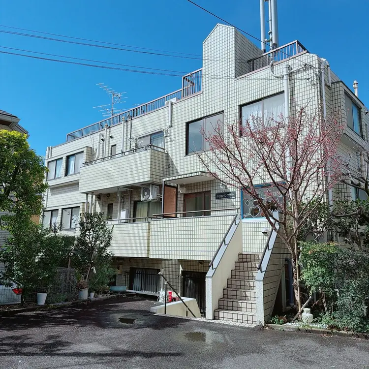 BANBINANAILの内観・外観2