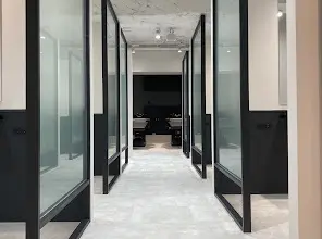 B3 SHARE SALON【ビースリーシェアサロン】の内観・外観1
