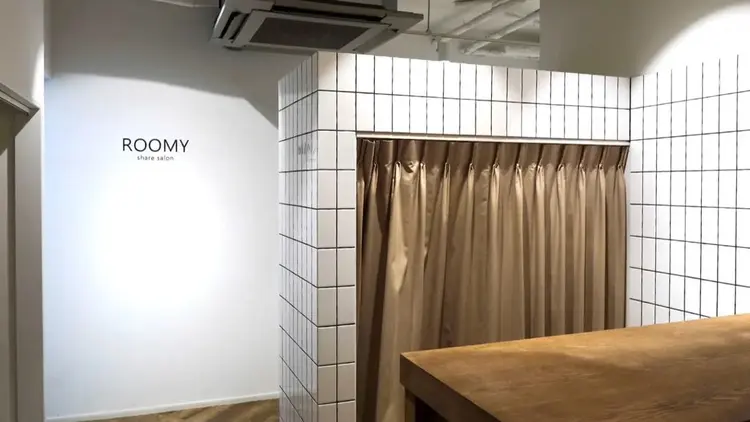 ROOMYの内観・外観1