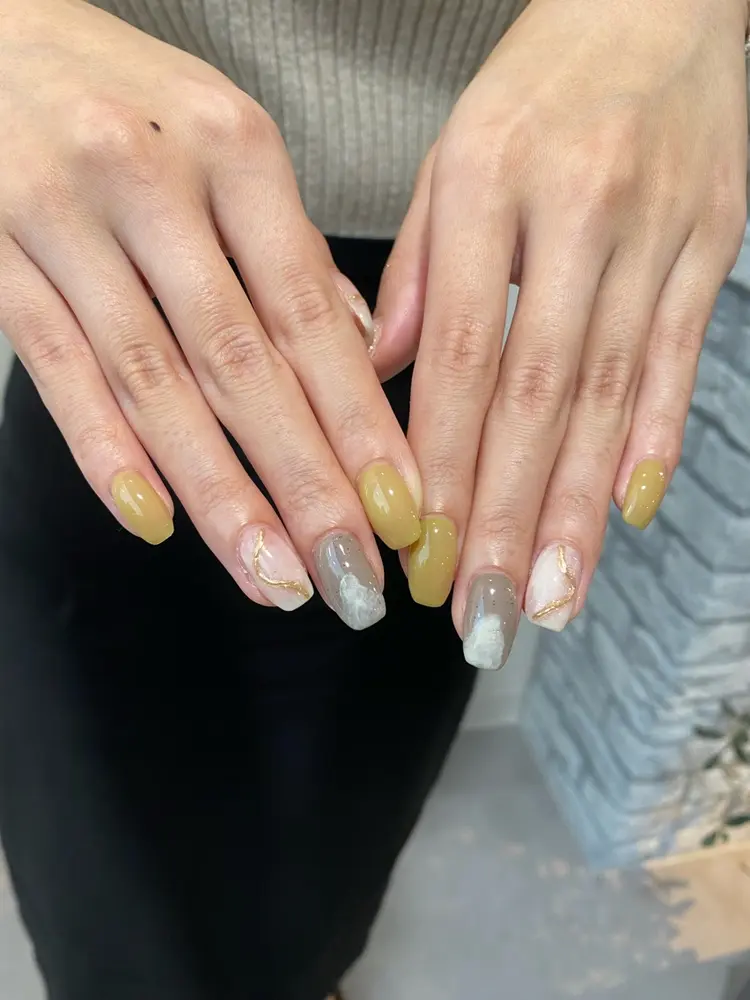 nail salon tiffin【ティフィン】の内観・外観3