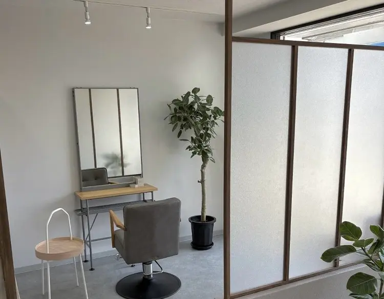private salon diva 京橋店の内観・外観2