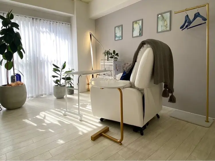 Private nail salon n+【エヌプラス】の内観・外観1