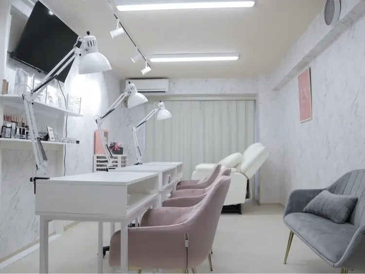 nail studio SLAYの内観・外観1