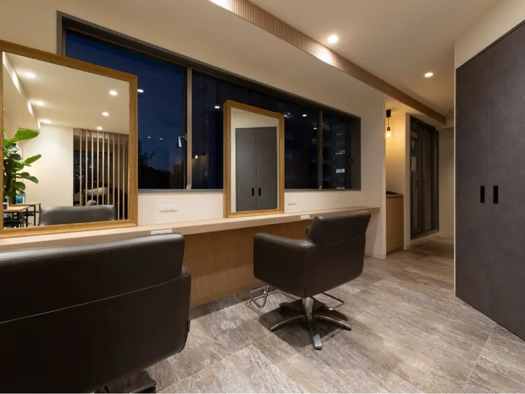Hale hair salonの内観・外観1