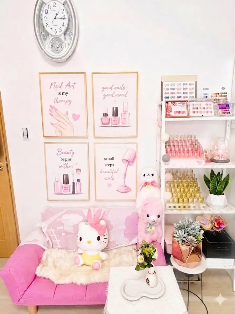 Michan Nailの内観・外観2