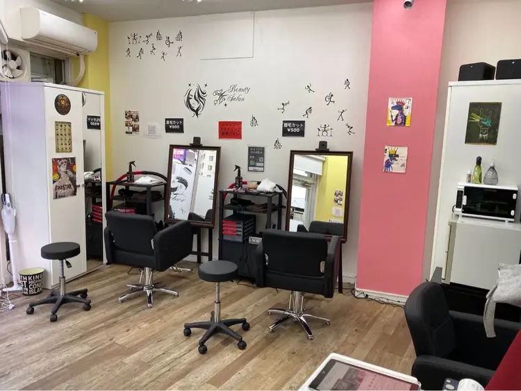 cut salon byKAMUIの内観・外観1